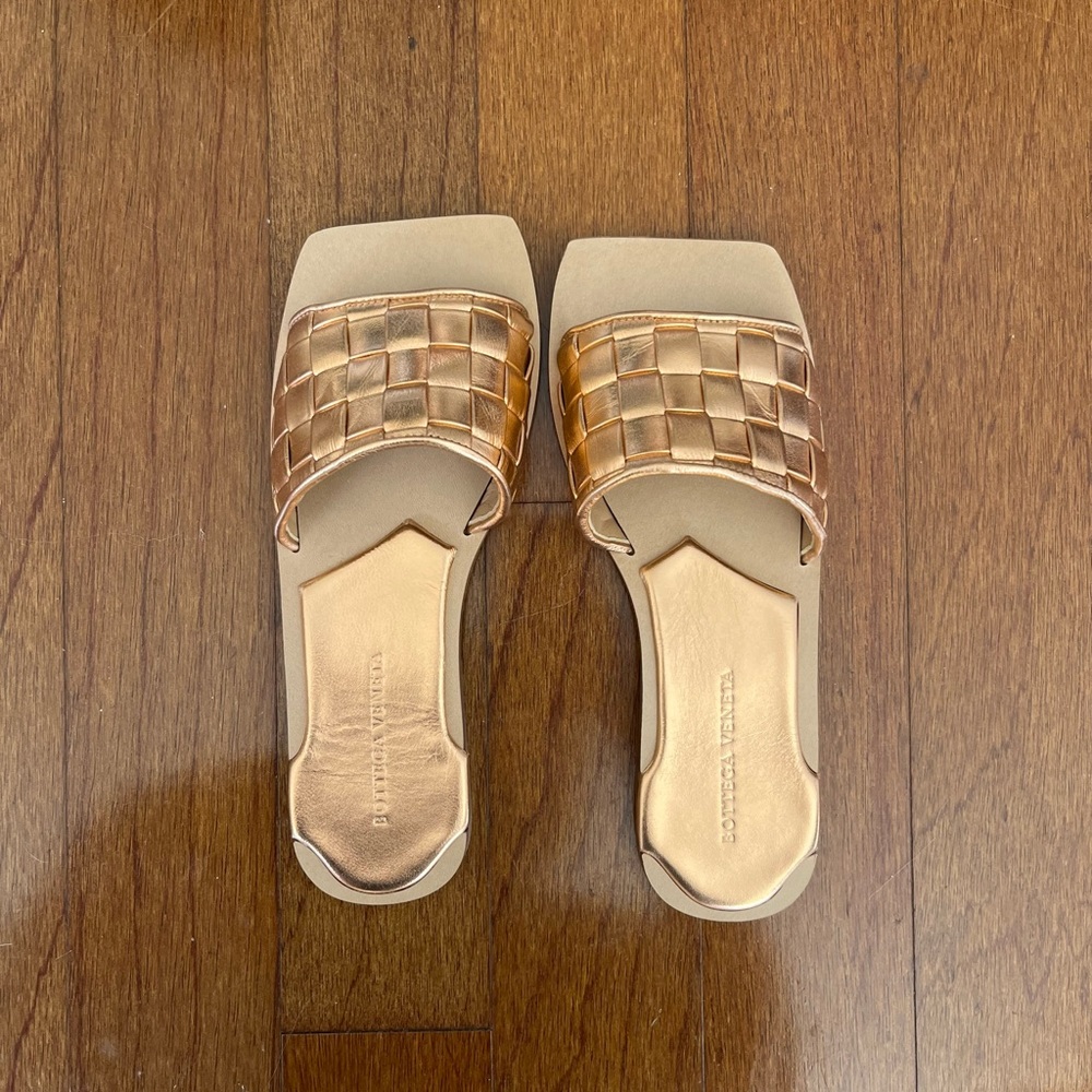Rose-Gold Bottega Veneta Sandals